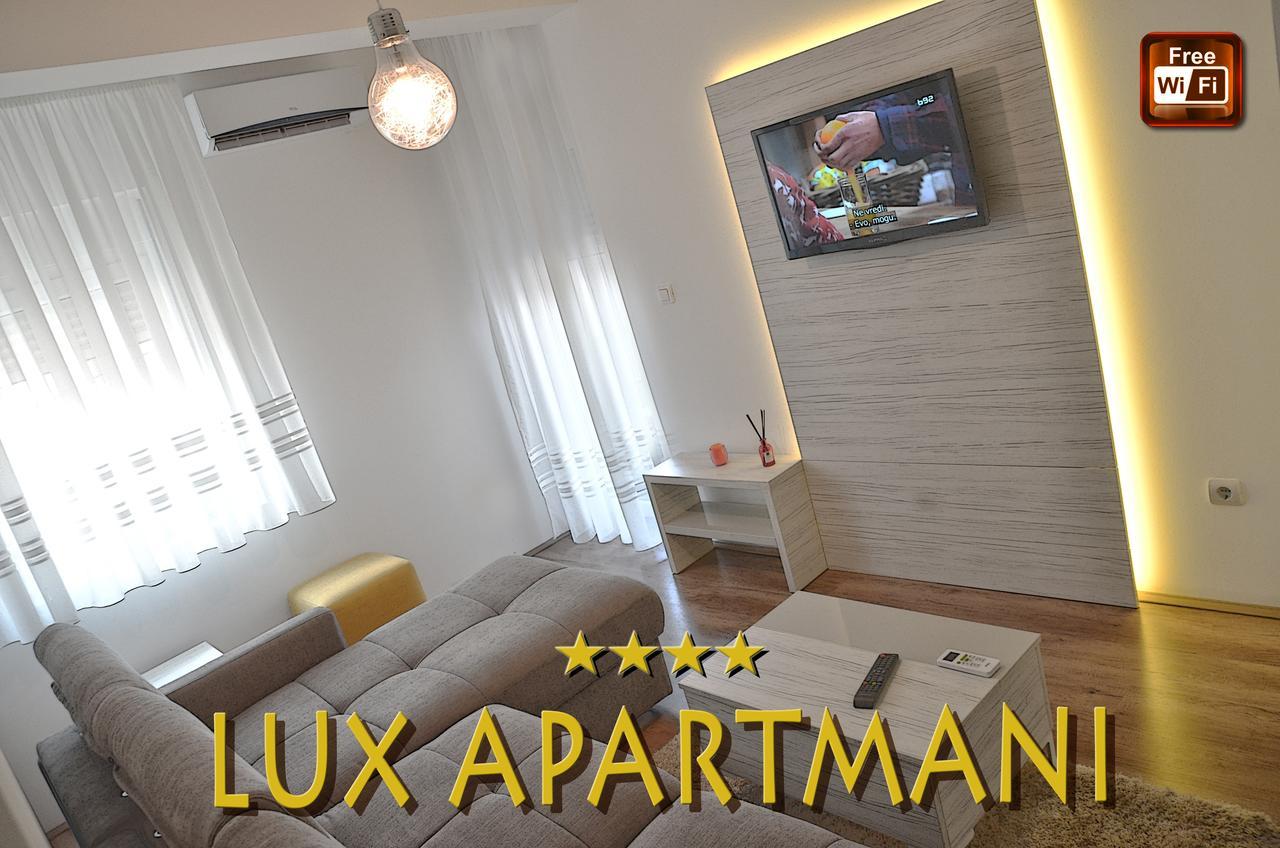 Lux Apartmani Kladovo Eksteriør bilde